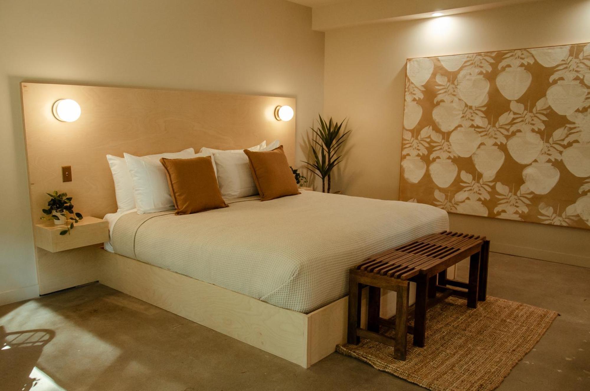 Brut Hotel Tulsa Bagian luar foto