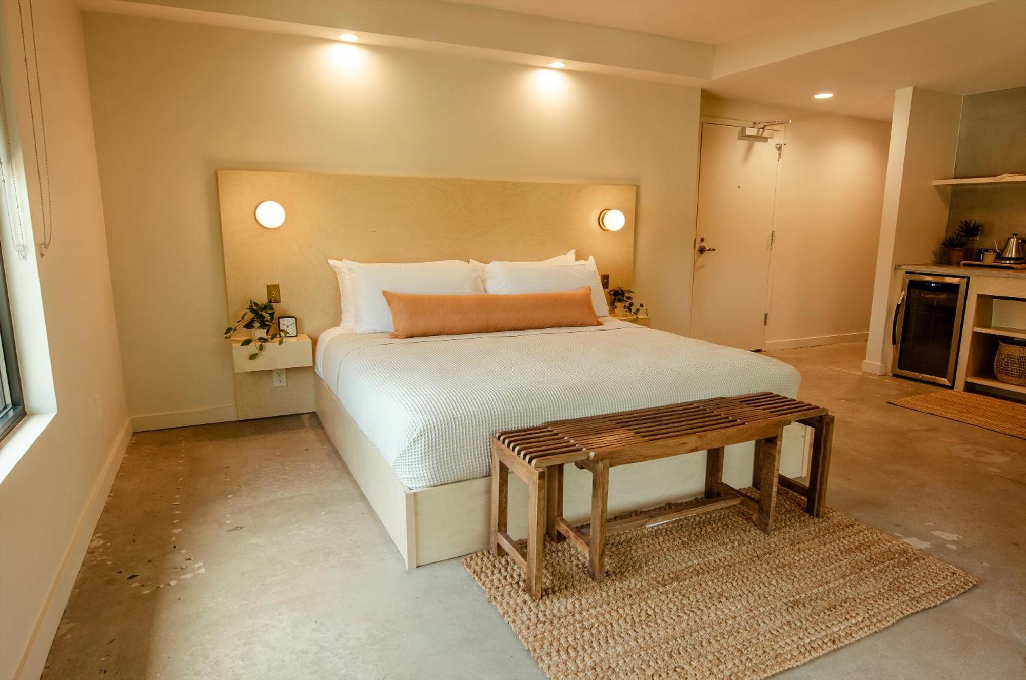 Brut Hotel Tulsa Bagian luar foto