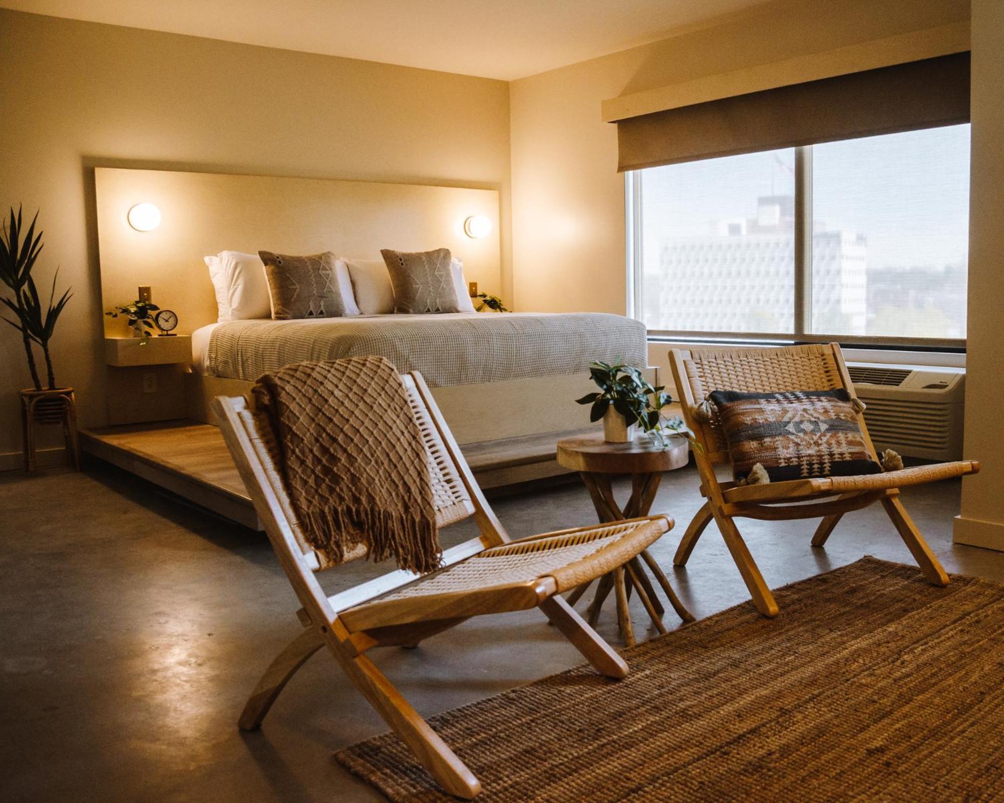 Brut Hotel Tulsa Bagian luar foto